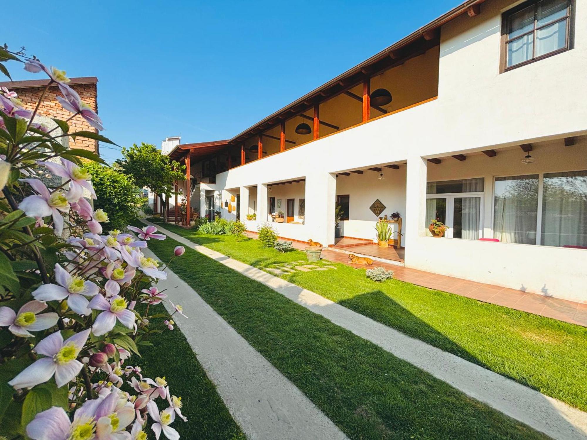 Elma Guesthouse Алба-Юлия Экстерьер фото